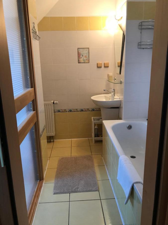 Apartman Juli ตาตรันสกา ลอมนีจา ภายนอก รูปภาพ